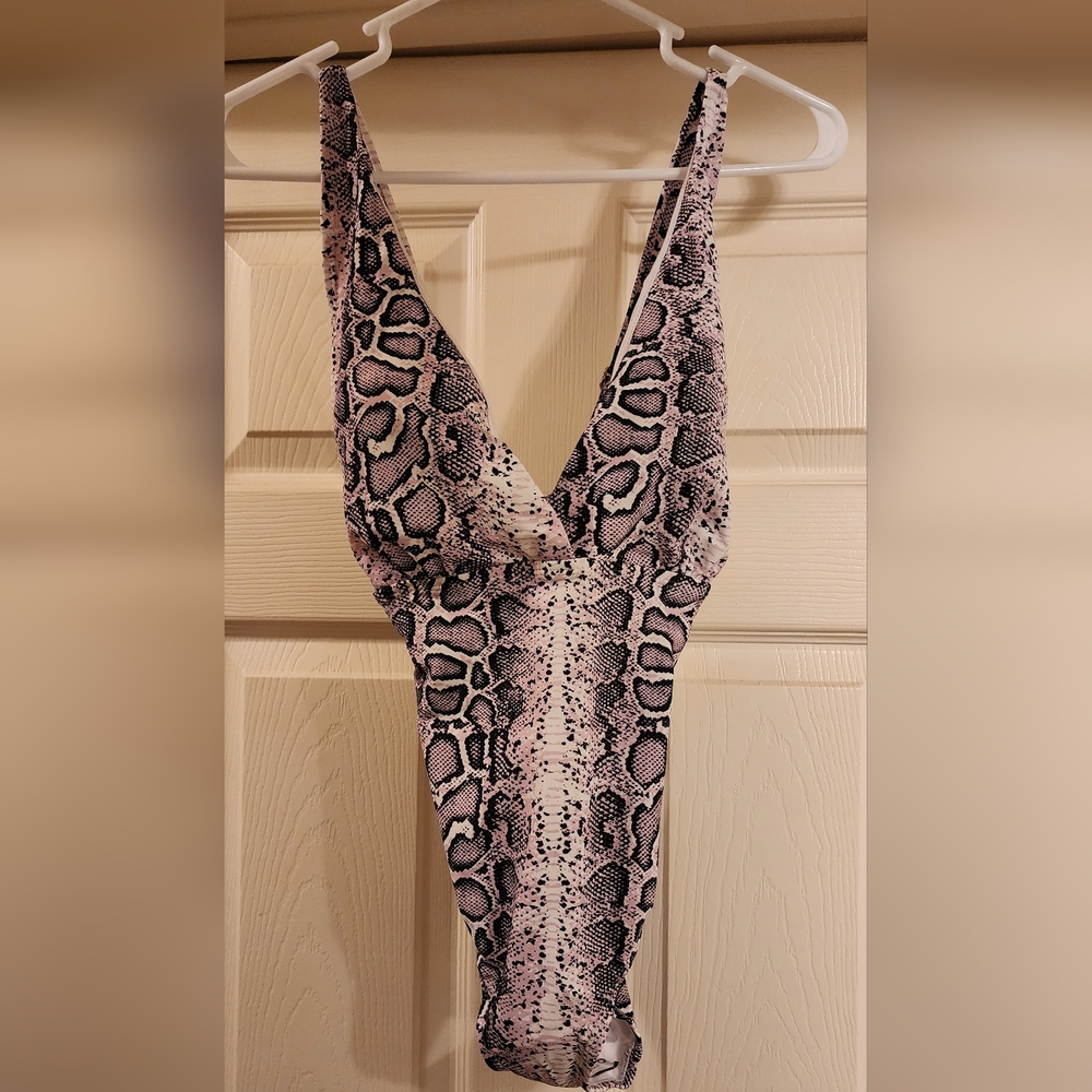 Wild Impulse 1 Piece Swimsuit - Ruffle Cross Back